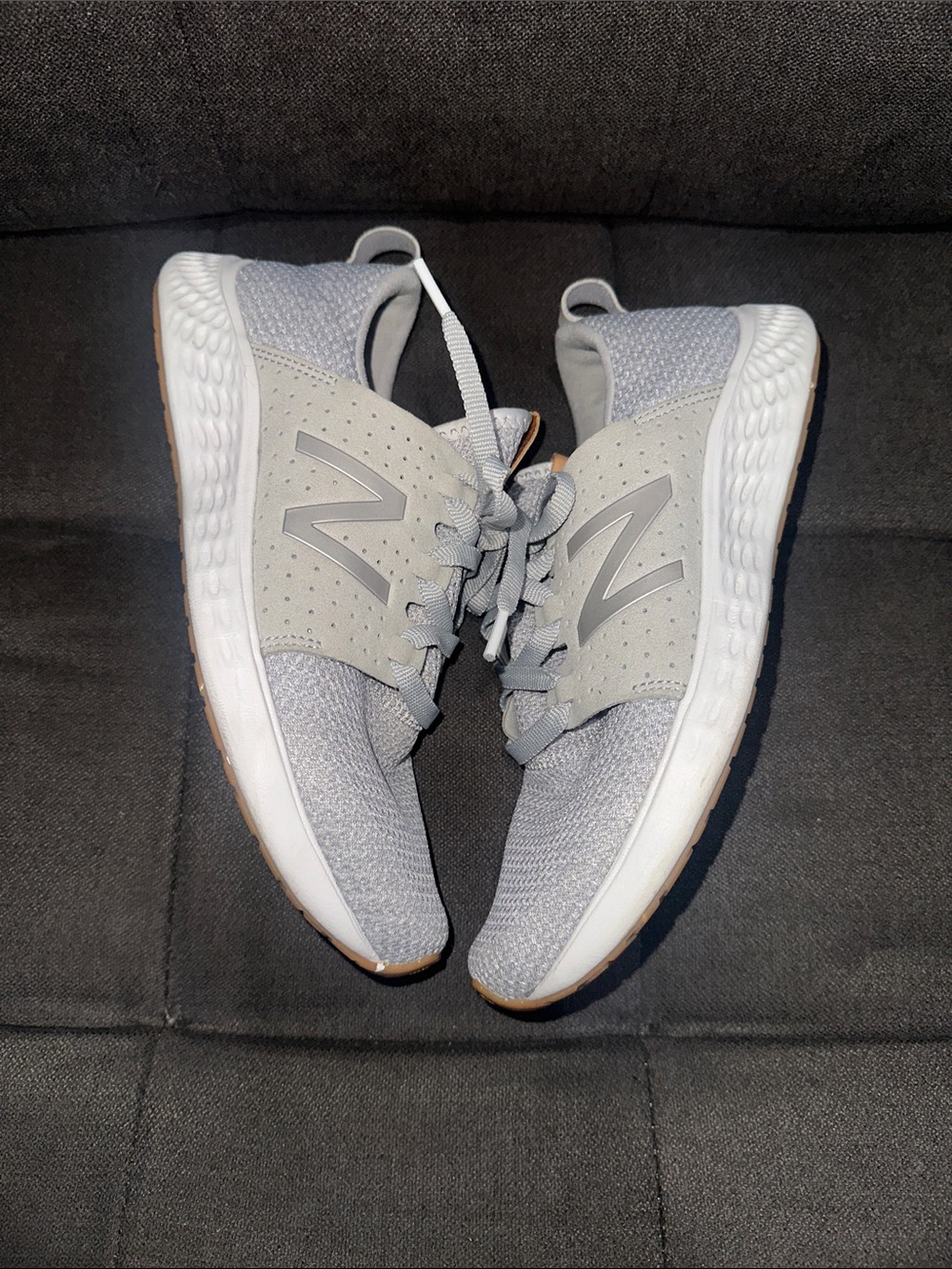 New Balance Gray Sneakers - women size 9 - Picture 2 of 4